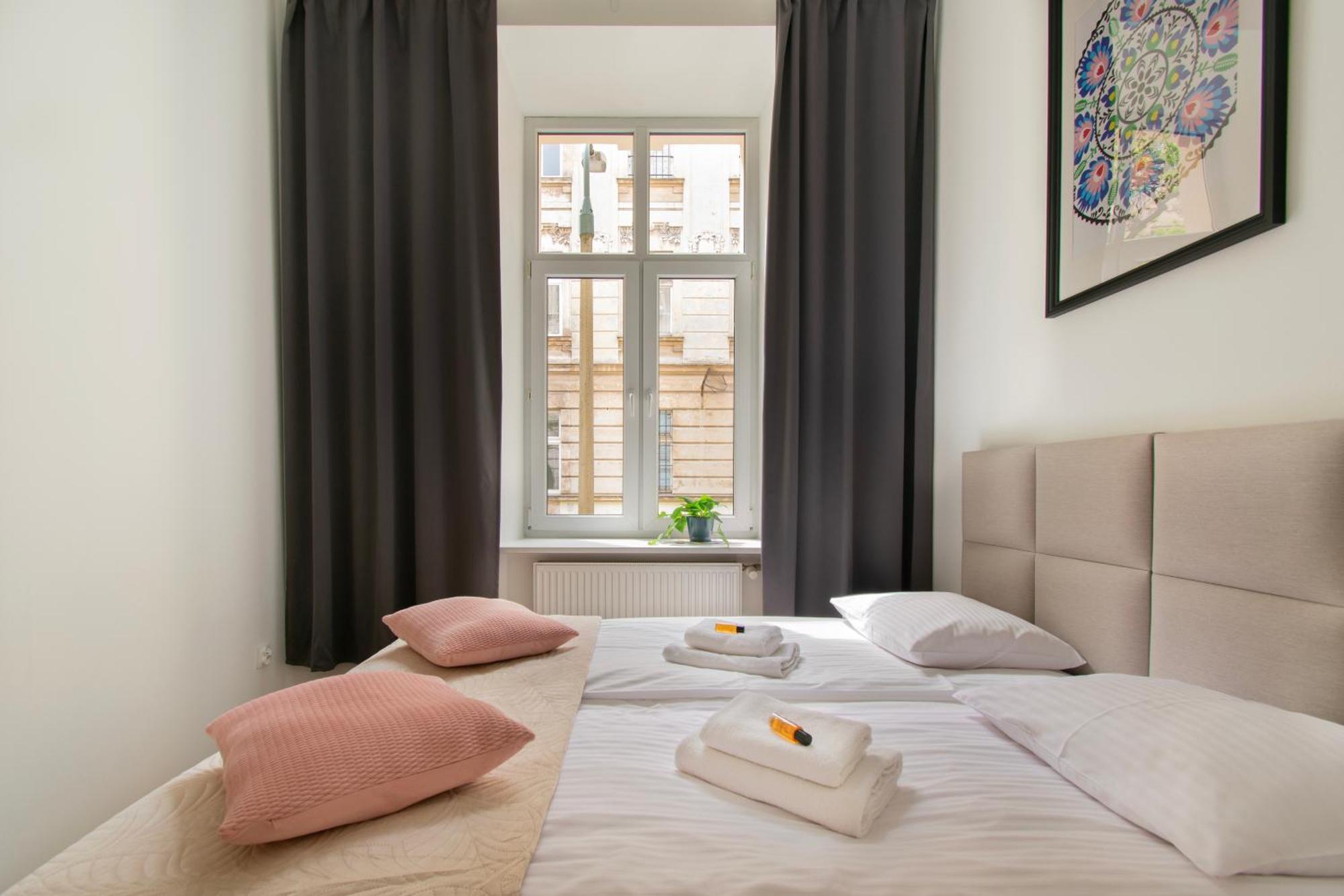 Ground Floor Family Apartment Krakow Ngoại thất bức ảnh
